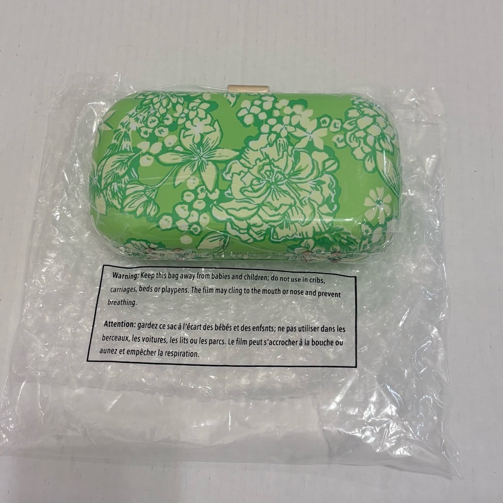 Lilly Pulitzer Lime Green Floral clutch - Picture 2 of 5